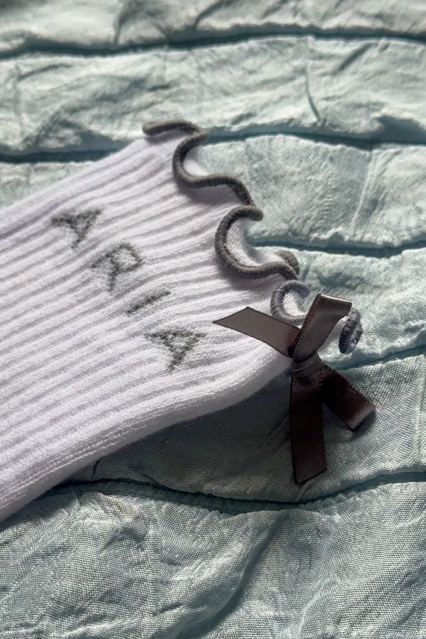 Aria Active Pilates Grip Socks - Pure White