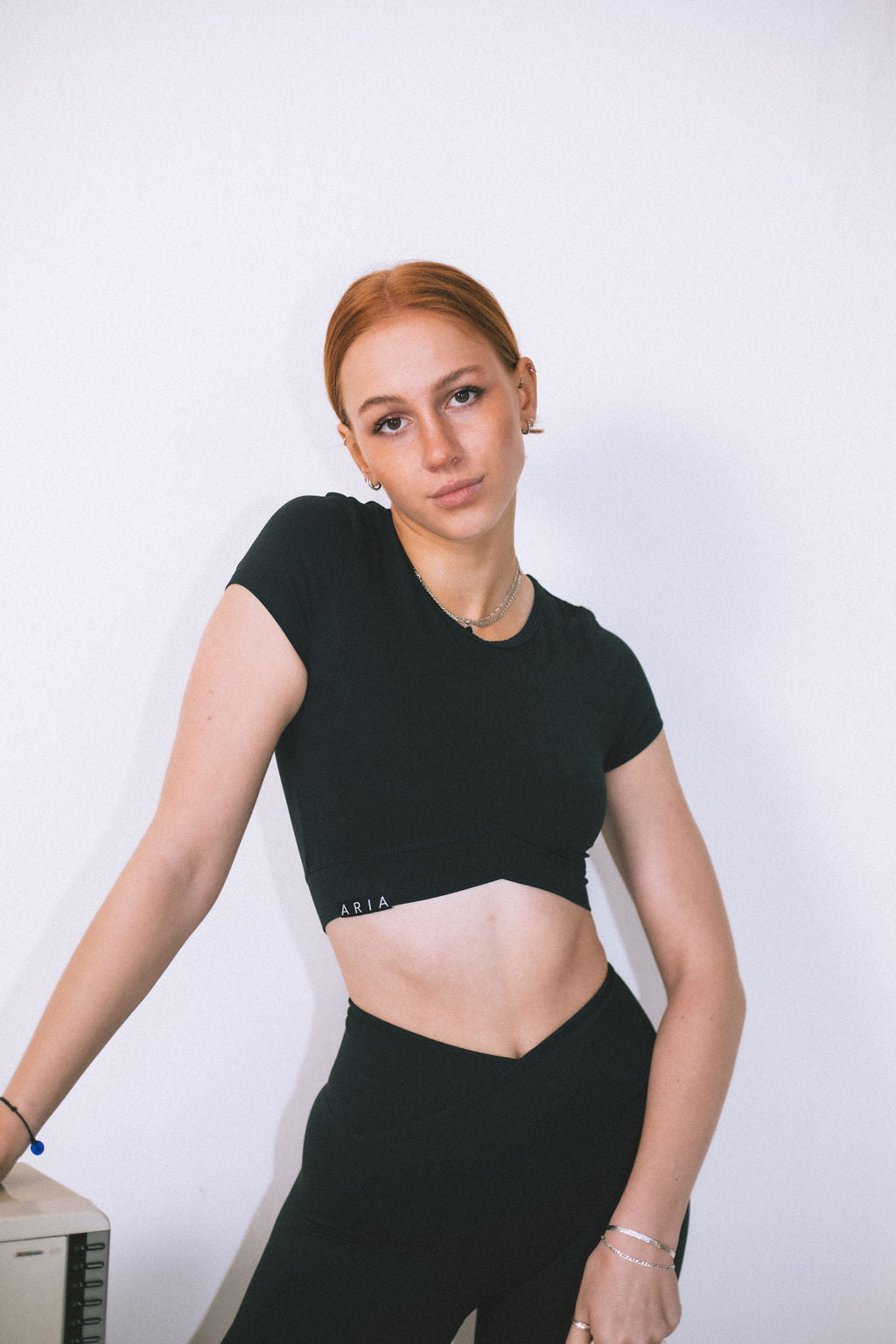 Black Short Sleeve Crop Top